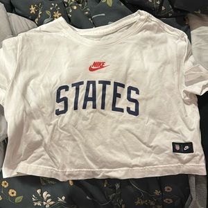 Nike crop tee USA States